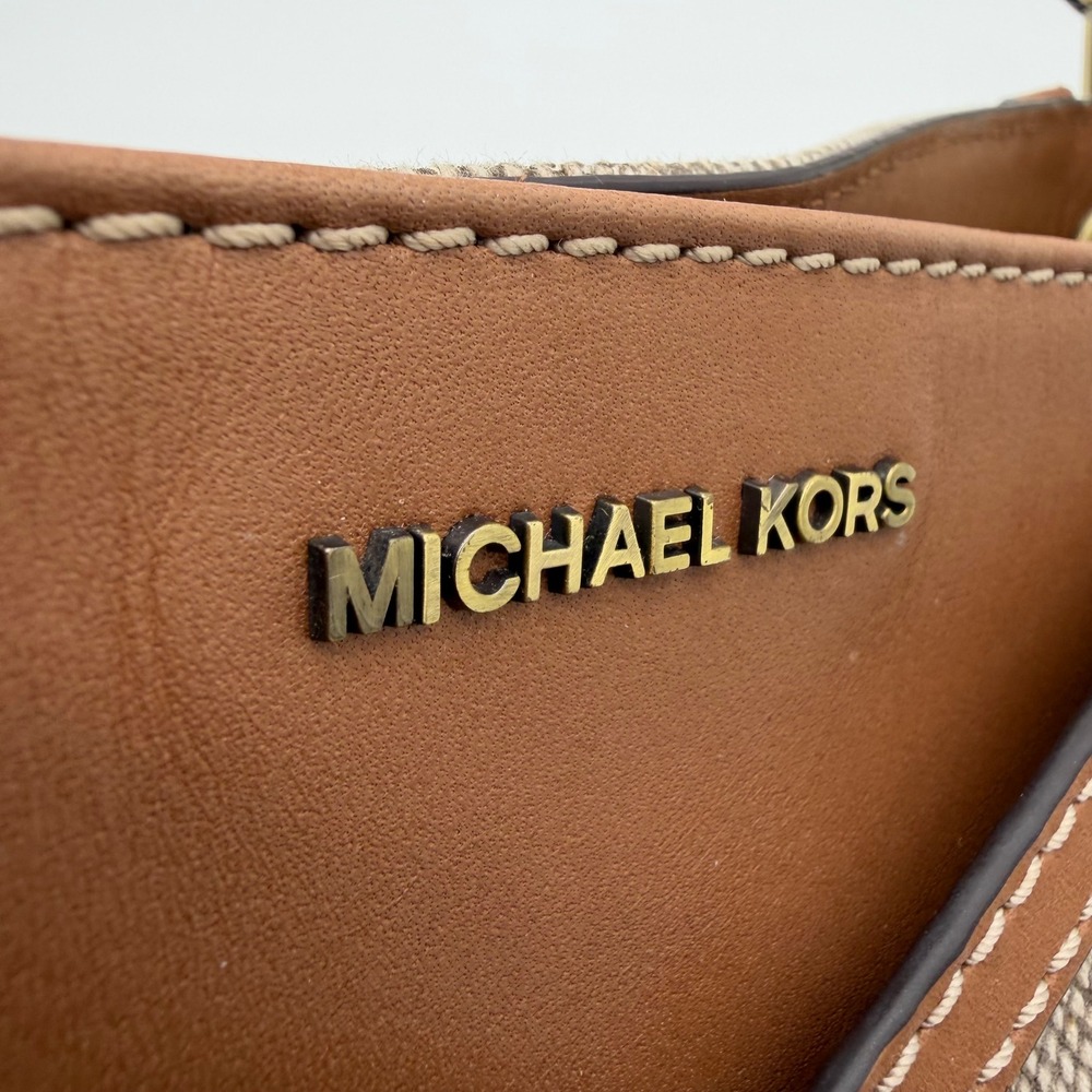 Michael Kors Raven Pocket Shoulder Tote Purse 12x10x4" - Picture 8 of 13